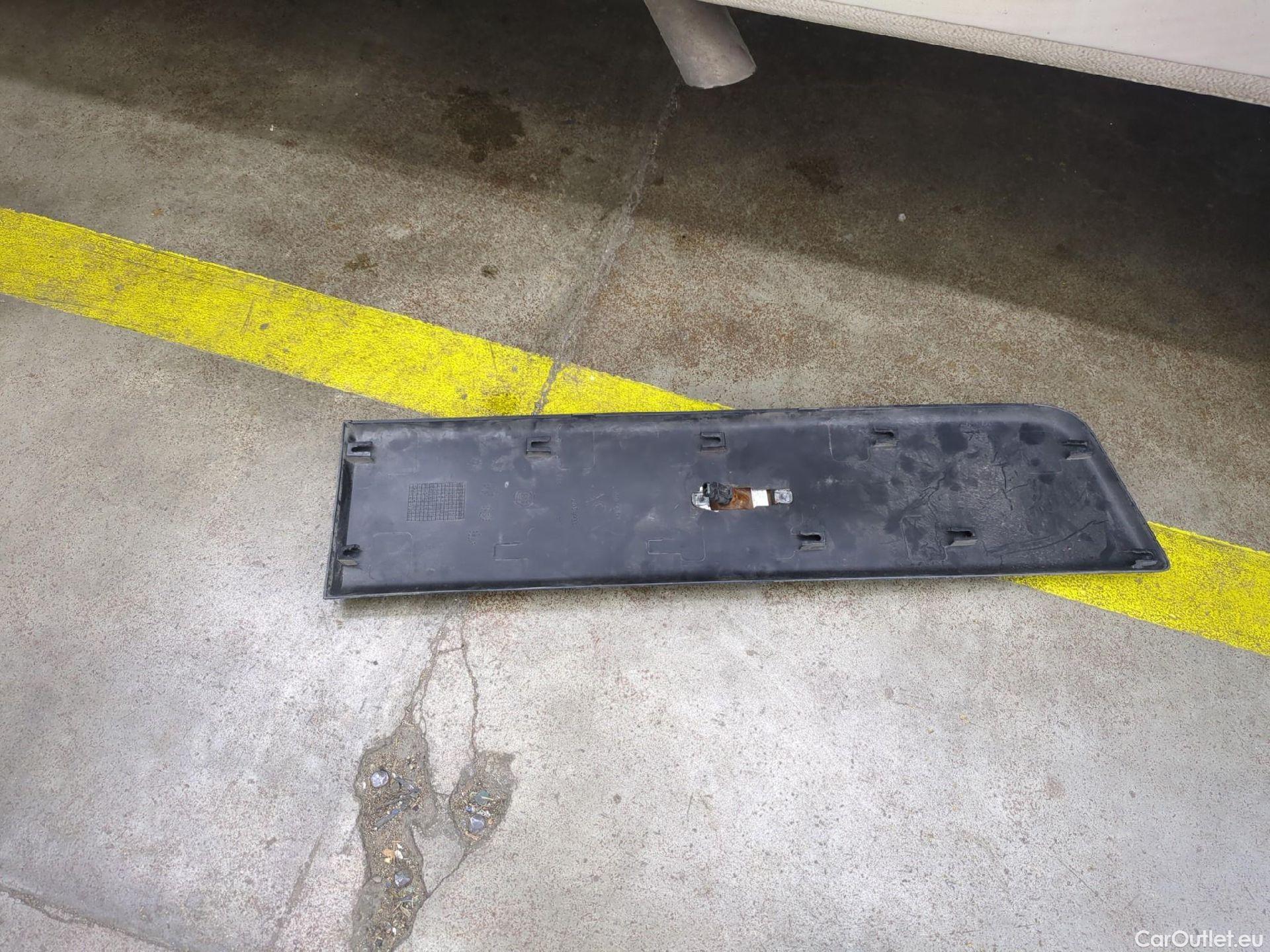  Peugeot  Boxer  Fourgon Surélevé 435 L4H2 Asphalt BlueHDi 140 Stop&Start 2.2 140CV BVM6 #22