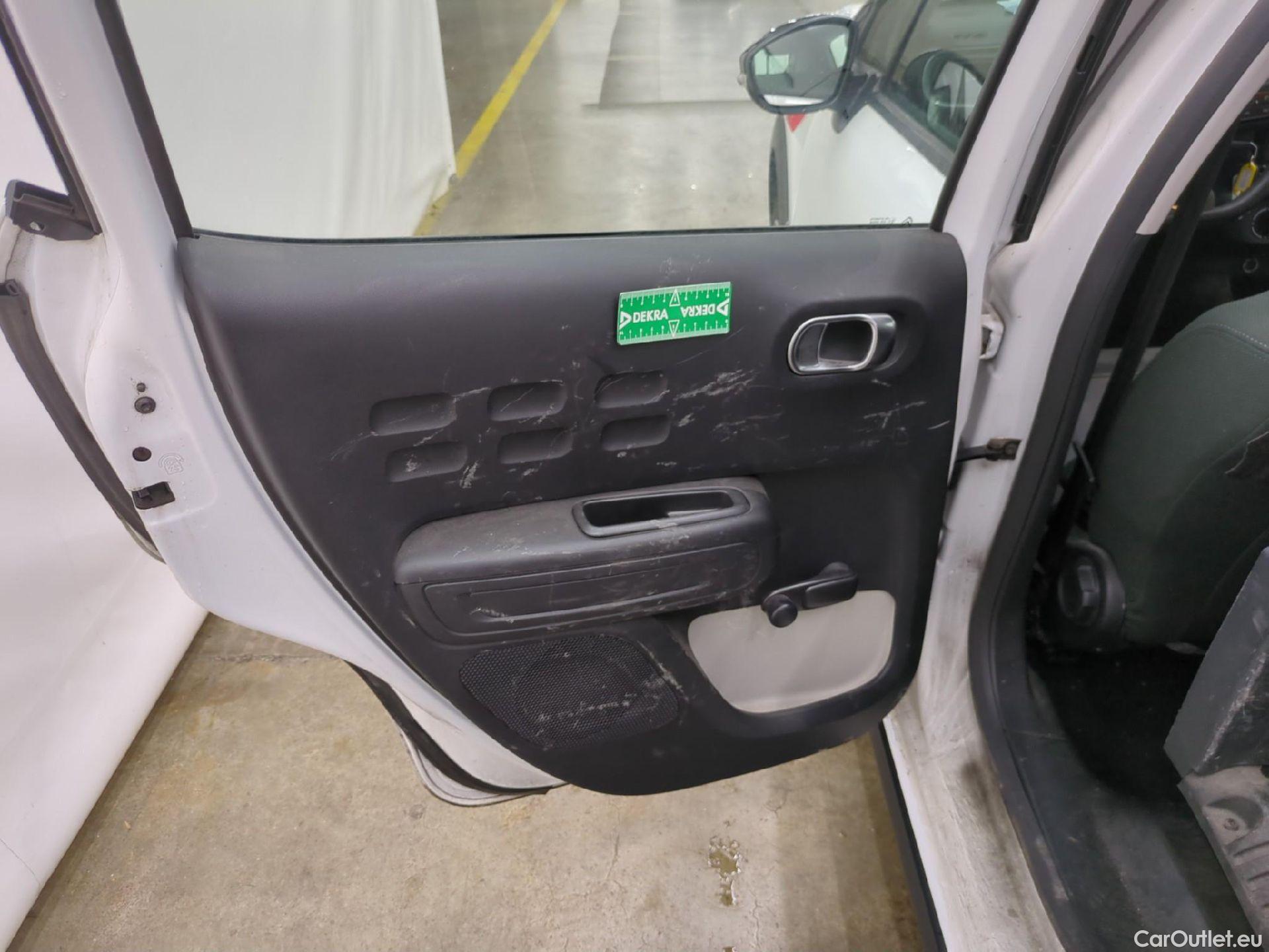  Citroen  C3  Société Feel 1.5 BlueHDI 100CV BVM6 E6d #1