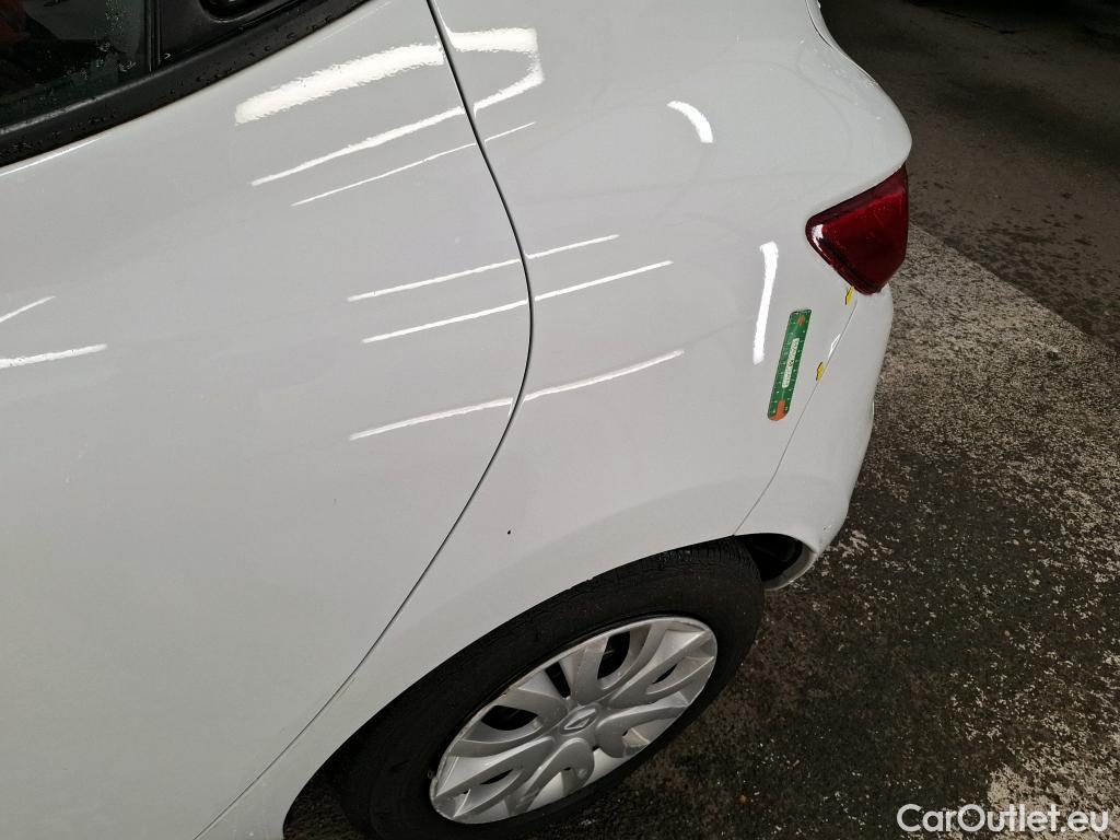  Renault  Clio  IV Air MediaNav 1.5 dCi 75CV BVM5 E6 #3