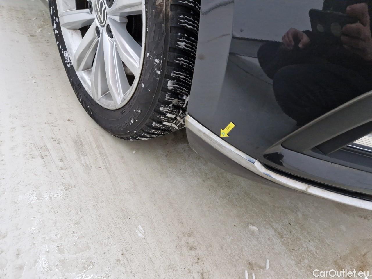  Volkswagen  Passat Highline 2.0 TDI DSG 150 CP #7