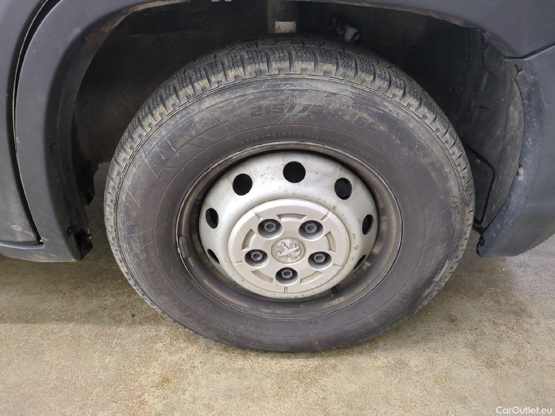  Peugeot  Boxer  Fourgon Surélevé 435 L4H2 Asphalt BlueHDi 140 Stop&Start 2.2 140CV BVM6 #10