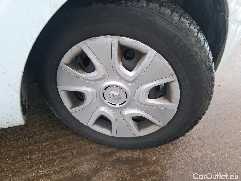  Renault  Clio  IV Air 0.9 TCe 75CV BVM5 E6 #25