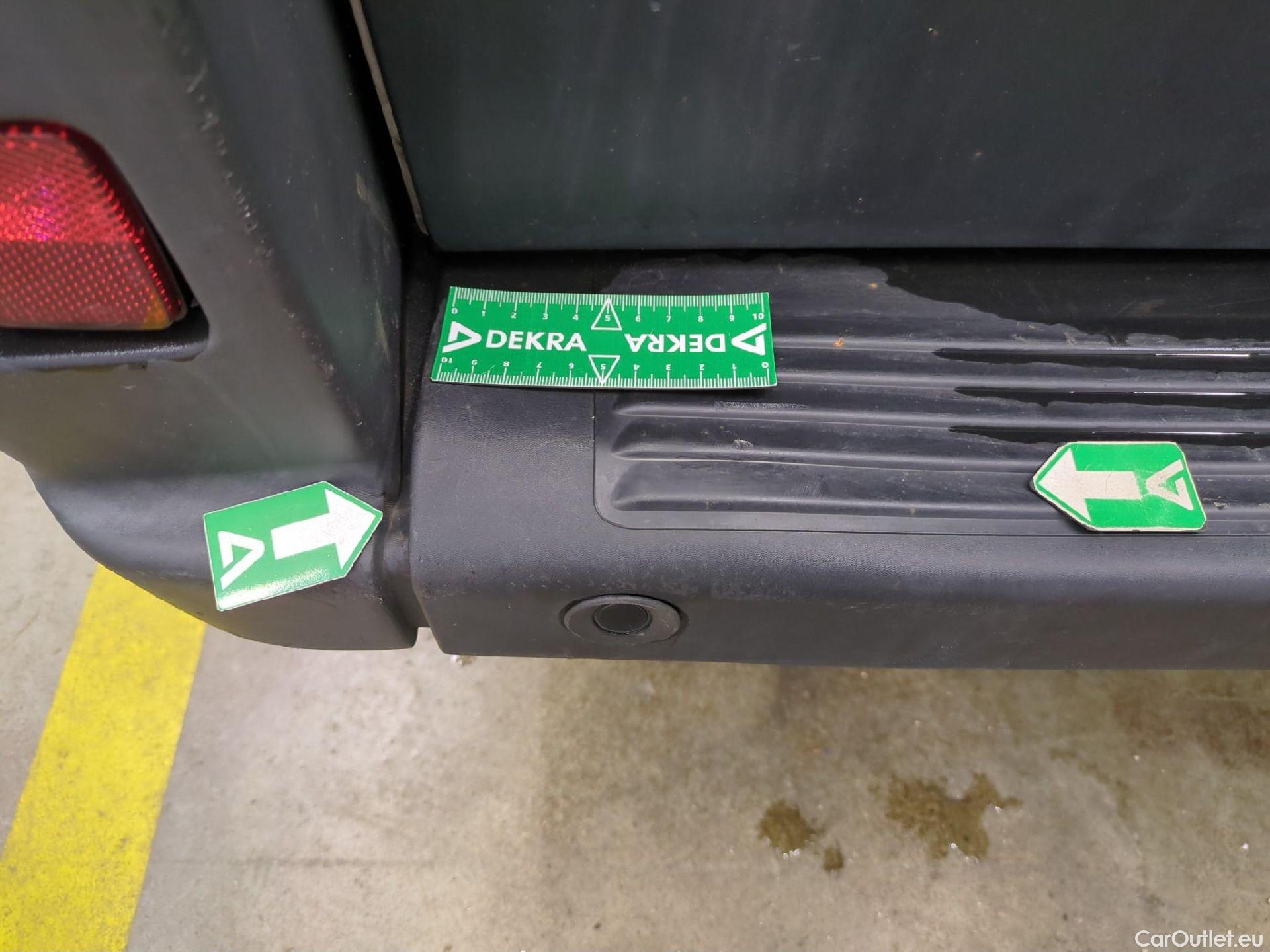  Peugeot  Boxer  Fourgon Surélevé 435 L4H2 Asphalt BlueHDi 140 Stop&Start 2.2 140CV BVM6 #29