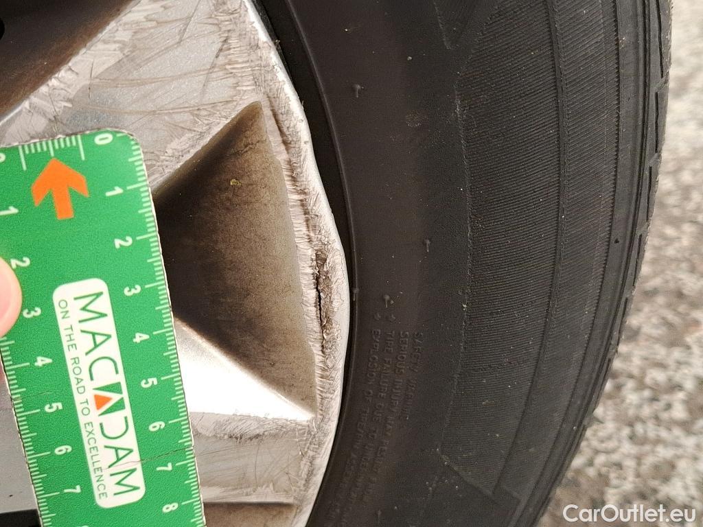  Renault  Clio  IV Air MediaNav 1.5 dCi 75CV BVM5 E6 #38