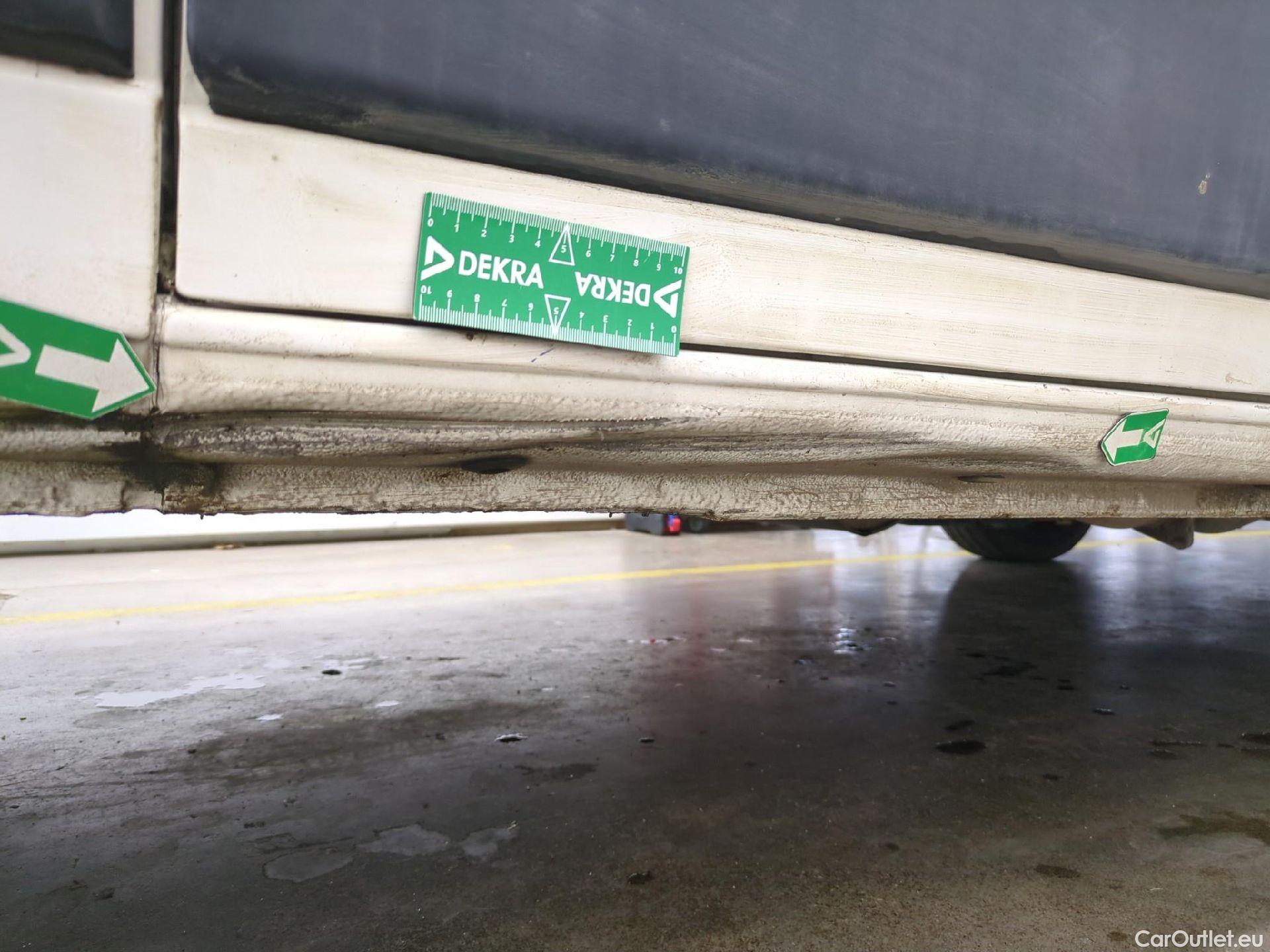  Peugeot  Boxer  Fourgon Surélevé 435 L4H2 Asphalt BlueHDi 140 Stop&Start 2.2 140CV BVM6 #43