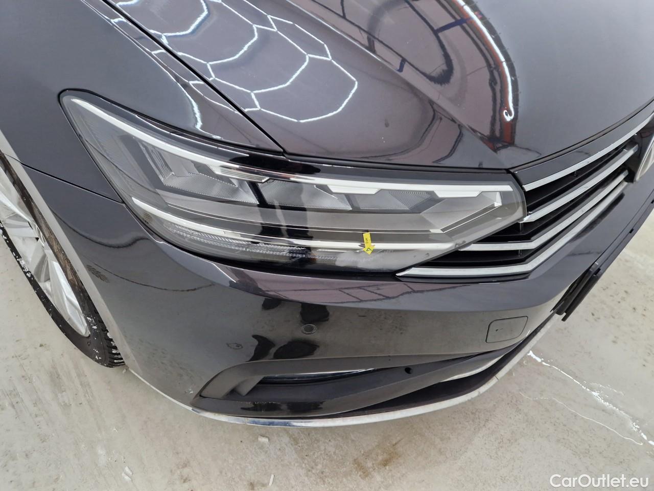  Volkswagen  Passat Highline 2.0 TDI DSG 150 CP #10