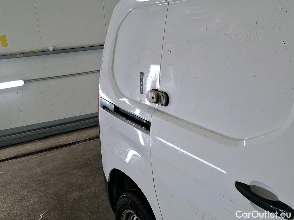  Citroen  Berlingo  Fourgon Club M 650 1.5 BlueHDi 75CV BVM5 E6dT #15