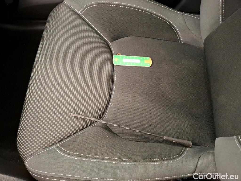  Renault  Clio  IV Air MediaNav 1.5 dCi 75CV BVM5 E6 #1