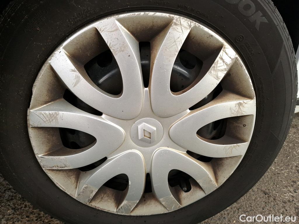  Renault  Clio  IV Air MediaNav 1.5 dCi 75CV BVM5 E6 #26