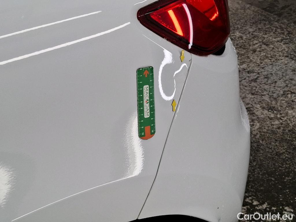  Renault  Clio  IV Air MediaNav 1.5 dCi 75CV BVM5 E6 #4