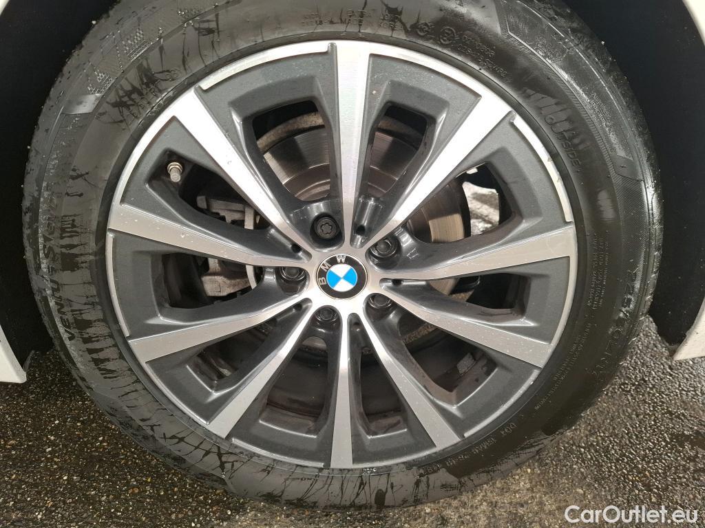  Bmw  Serie 3 BMW Série 3 Touring / 2022 / 5P / Break 318i 156ch Business Design BVA8 #2