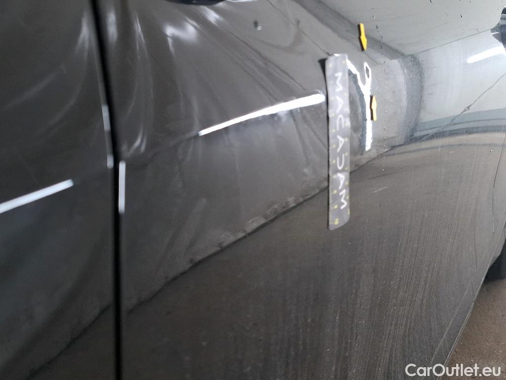  Audi  Q4 E-Tron  40 e-tron Design Luxe 82kWh BVA #43