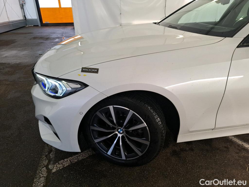  Bmw  Serie 3 BMW Série 3 Touring / 2022 / 5P / Break 318i 156ch Business Design BVA8 #5