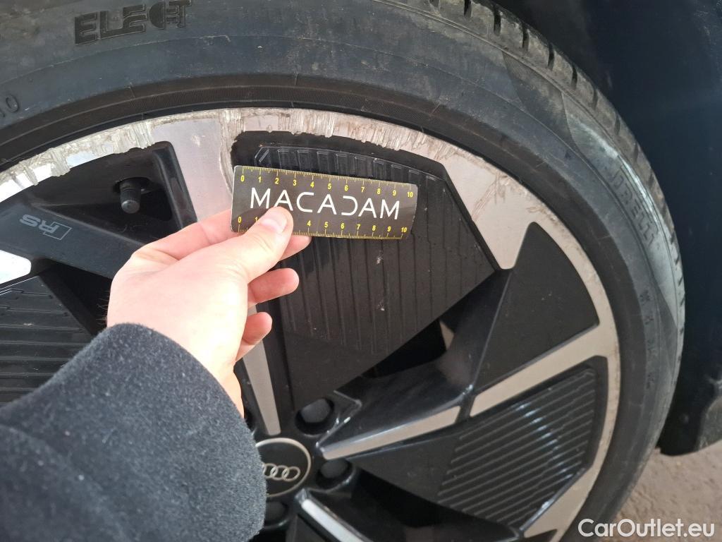  Audi  Q4 E-Tron  40 e-tron Design Luxe 82kWh BVA #31