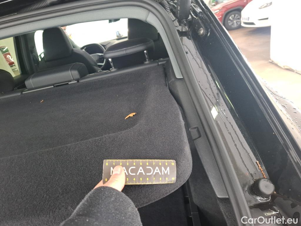  Audi  Q4 E-Tron  40 e-tron Design Luxe 82kWh BVA #33