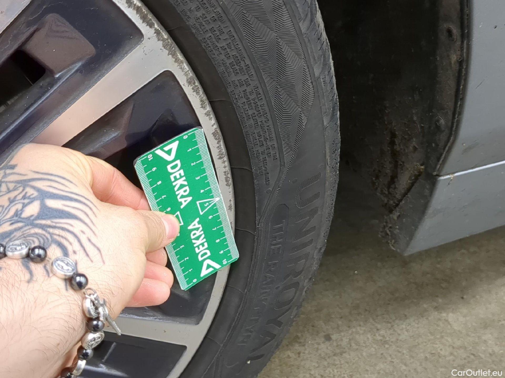  Bmw  Serie 1 1 Berline 116 d Business Design 1.5 115CV BVM6 E6d #12