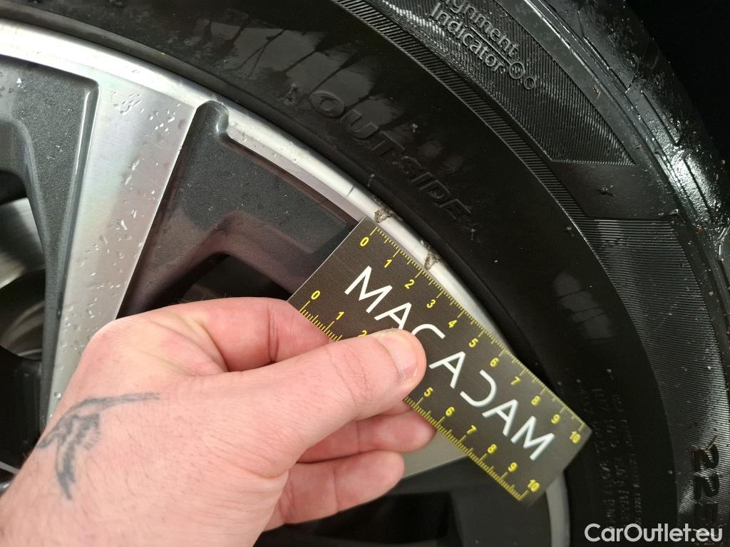  Bmw  Serie 3 BMW Série 3 Touring / 2022 / 5P / Break 318i 156ch Business Design BVA8 #3