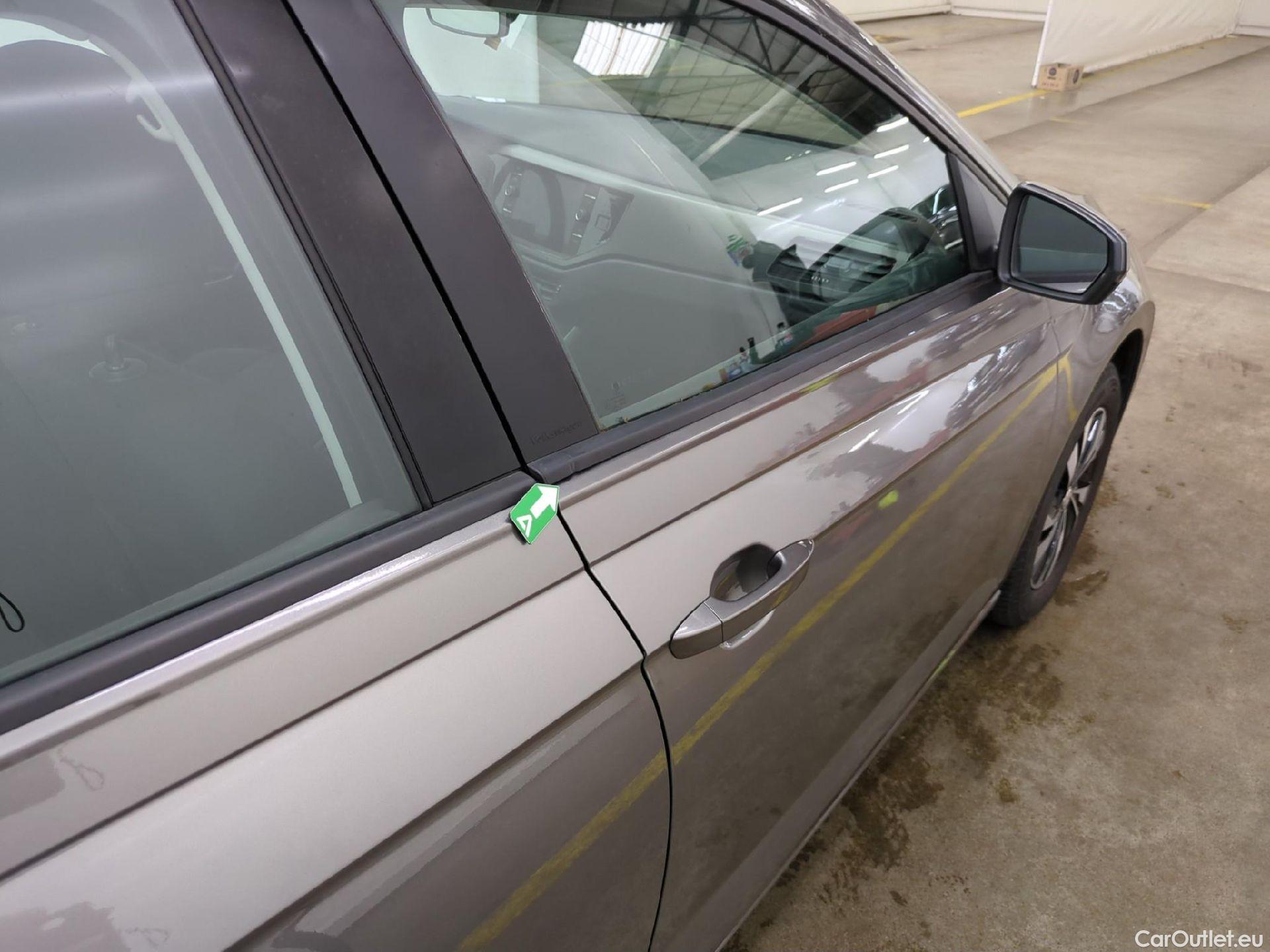  Volkswagen  Polo  VI Lounge Business 1.0 TSI 95CV BVM5 E6dT / TRANSFO VP VF
 #22