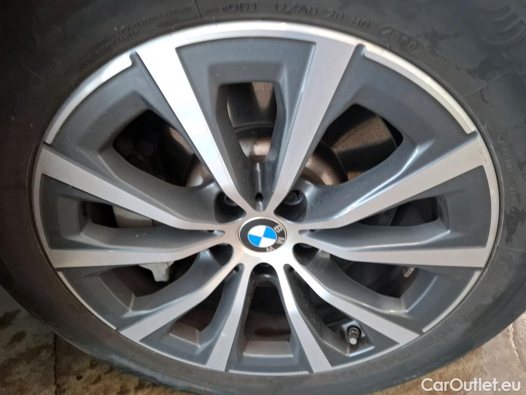  Bmw  Serie 3 BMW Série 3 Berline / 2018 / 4P / Berline 330e 292ch Business Design BVA8 Hybride #2