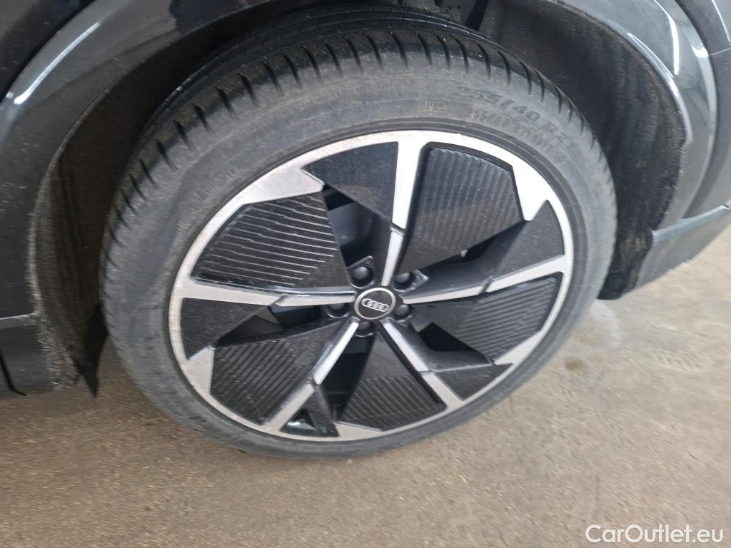 Audi  Q4 E-Tron  40 e-tron Design Luxe 82kWh BVA #19