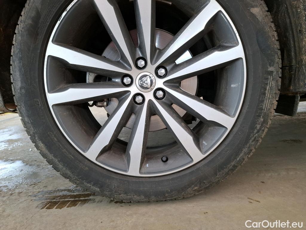  Jaguar  F-PACE JAGUAR  / 2015 / 5P / SUV P400e PHEV BVA 4x4 R-Dynamic SE #10