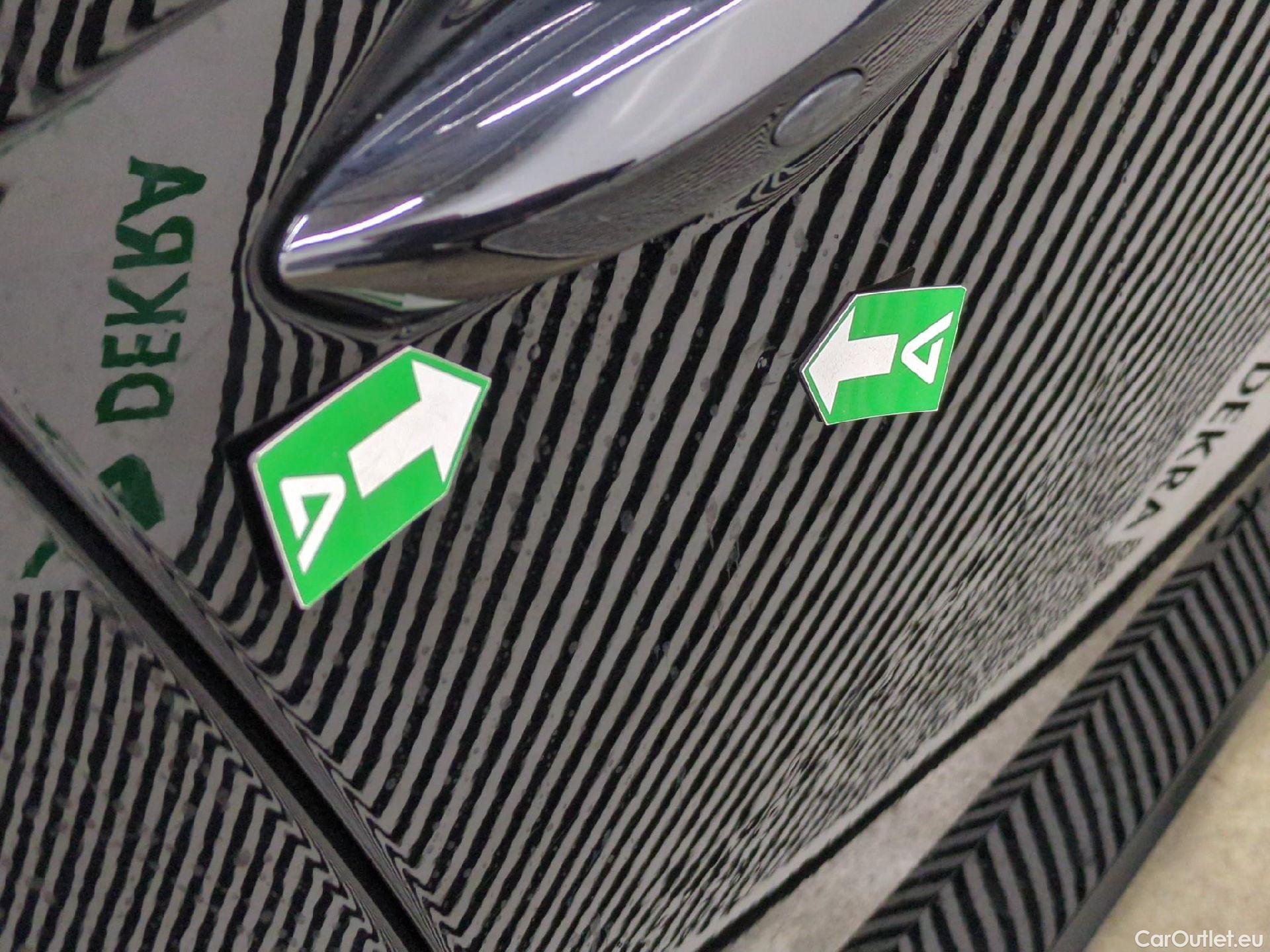  Hyundai  Tucson HYUNDAI  / 2020 / 5P / SUV 1.6 HYBRID 230 N LINE EXECUTIVE #8