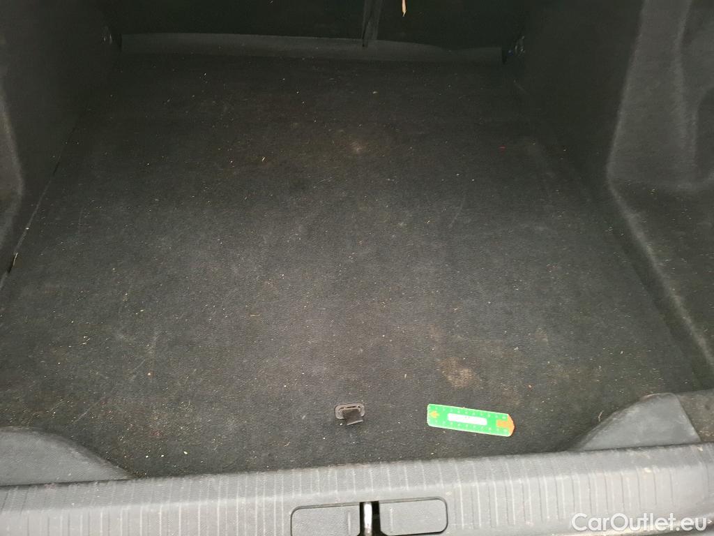  Citroen  C4 CITROEN  X / 2022 / 4P / Berline PureTech 130 S&S EAT8 Feel Pack #15