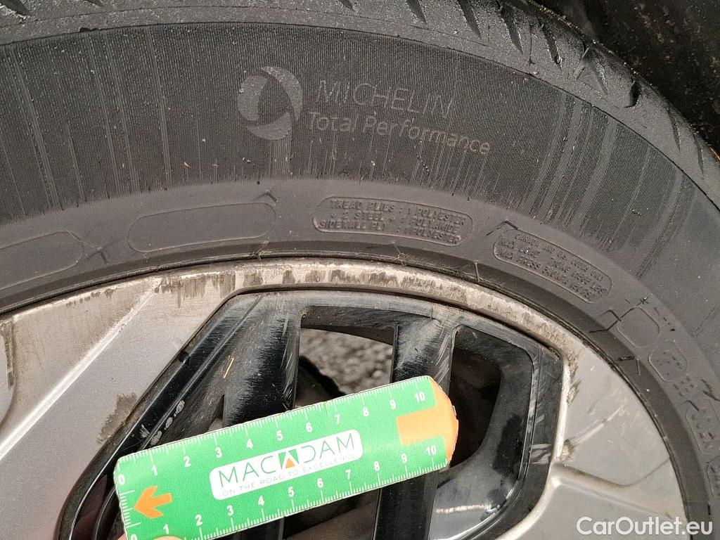  Citroen  C4 CITROEN  X / 2022 / 4P / Berline PureTech 130 S&S EAT8 Feel Pack #8