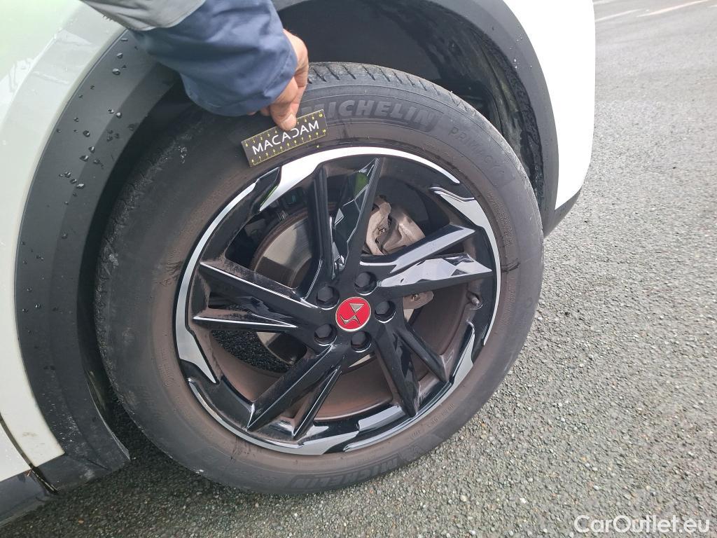  DS  DS7 7 Crossback Performance Line + 1.5 BlueHDi 130CV BVA8 E6d #4