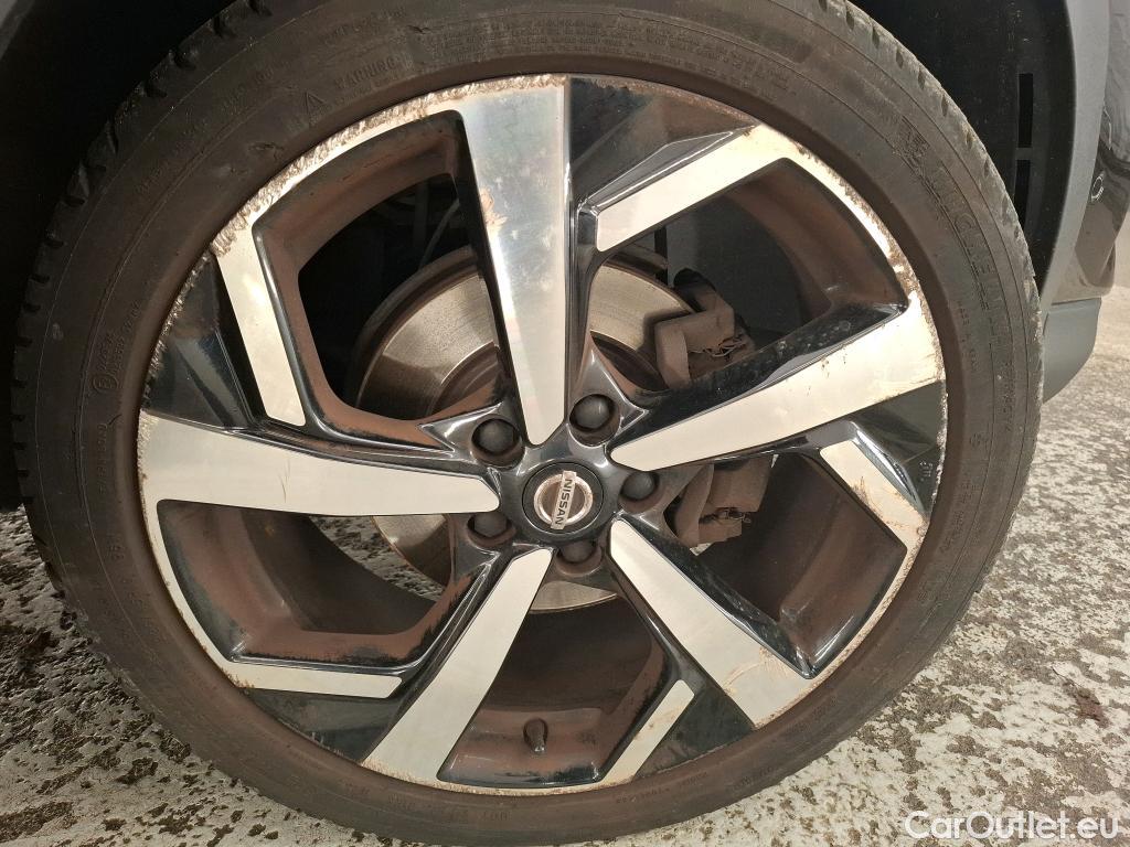  Nissan  Qashqai NISSAN  / 2017 / 5P / Crossover 1.3 DIG-T 140 Tekna #46