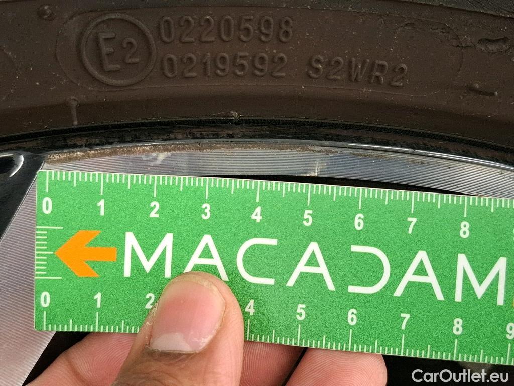  Nissan  Qashqai NISSAN  / 2017 / 5P / Crossover 1.3 DIG-T 140 Tekna #73