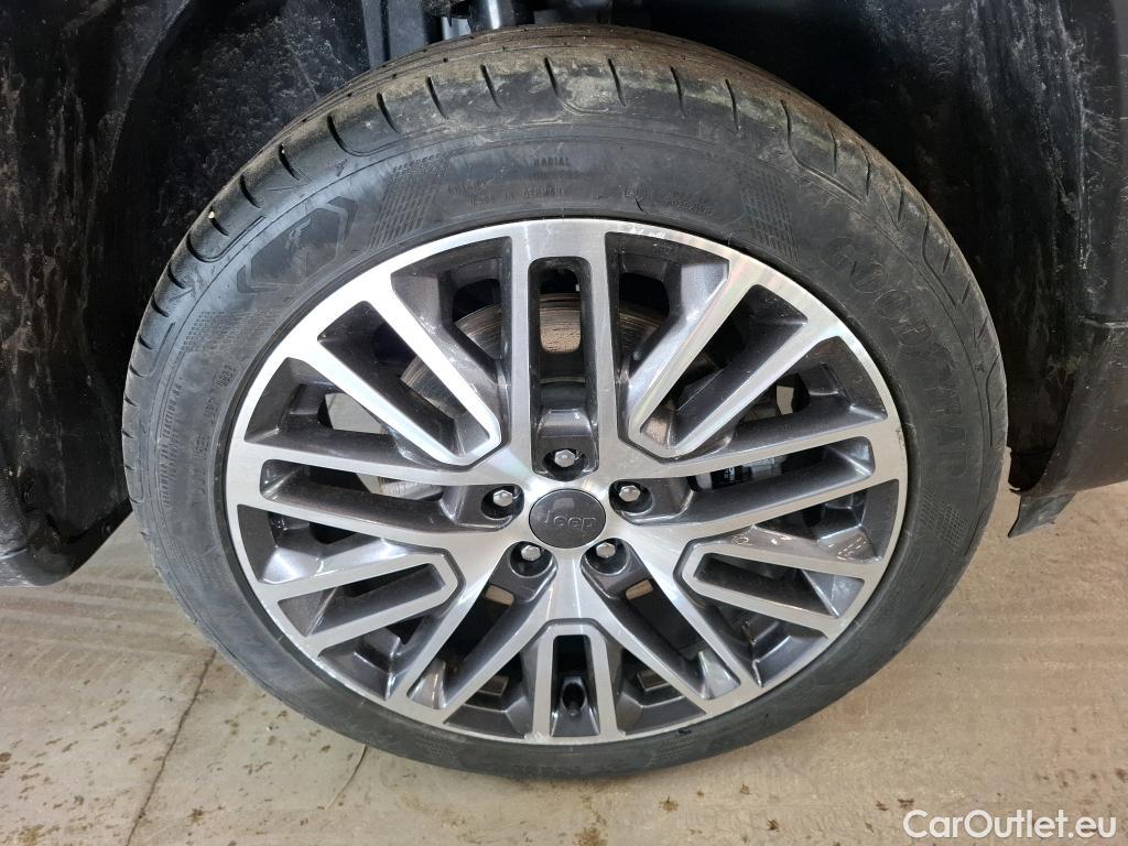  Jeep  Compass JEEP  / 2021 / 5P / SUV 1.3 TURBO T4 190 4XE LIMITED #19