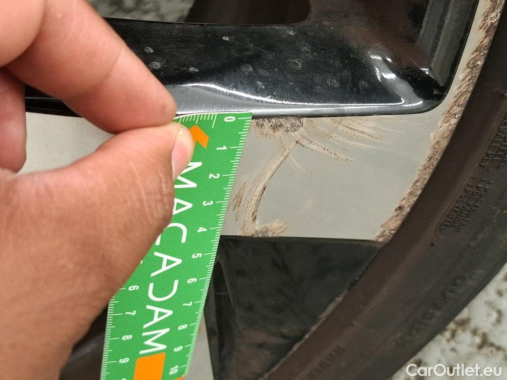  Nissan  Qashqai NISSAN  / 2017 / 5P / Crossover 1.3 DIG-T 140 Tekna #54