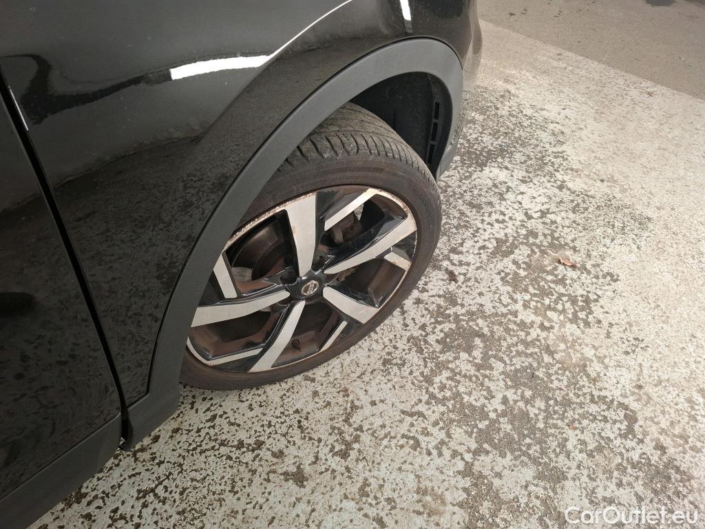  Nissan  Qashqai NISSAN  / 2017 / 5P / Crossover 1.3 DIG-T 140 Tekna #37