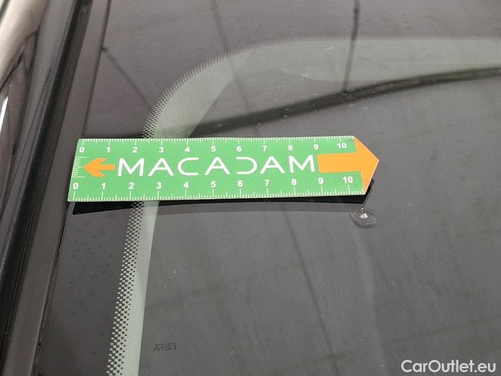  Nissan  Qashqai NISSAN  / 2017 / 5P / Crossover 1.3 DIG-T 140 Tekna #92