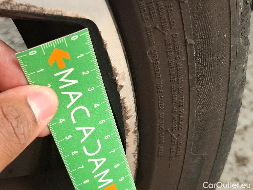  Nissan  Qashqai NISSAN  / 2017 / 5P / Crossover 1.3 DIG-T 140 Tekna #77