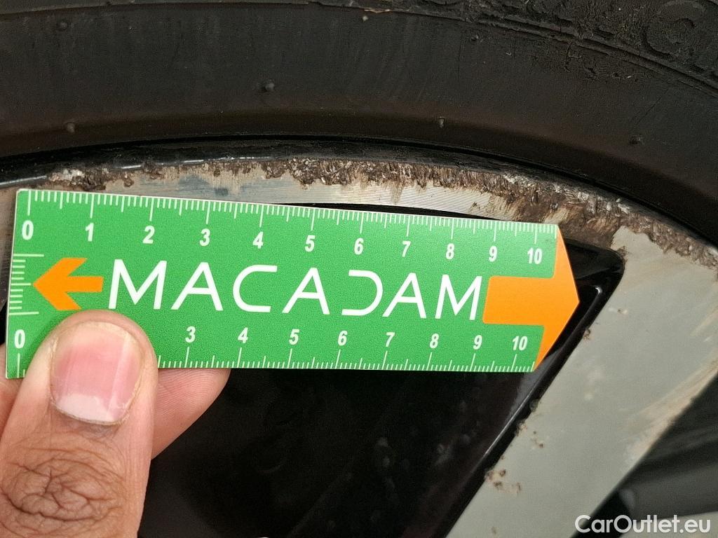  Nissan  Qashqai NISSAN  / 2017 / 5P / Crossover 1.3 DIG-T 140 Tekna #48