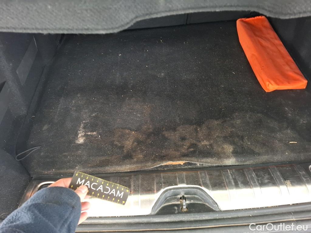  Peugeot  2008  Allure 1.2 PureTech 110CV BVA6 E6 #11