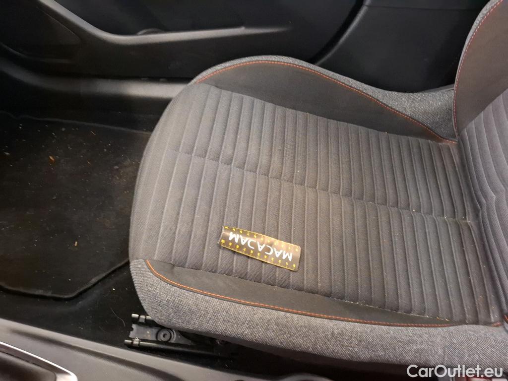  Peugeot  208  Active Business 1.5 HDi 100CV BVM6 E6d #18