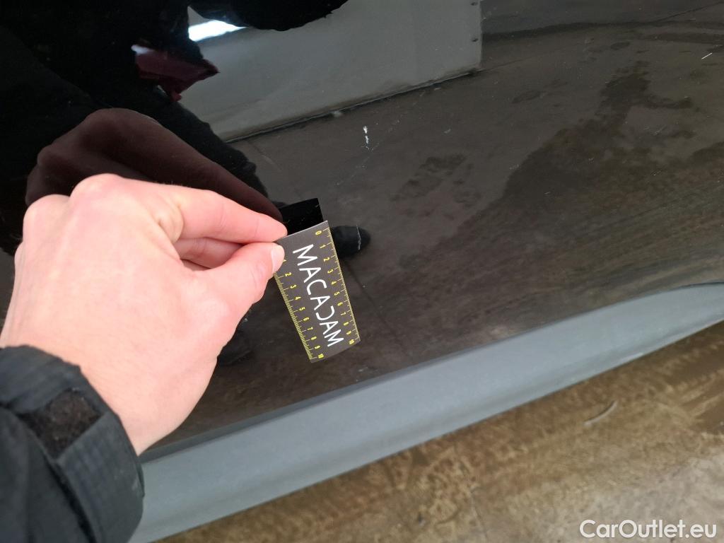  Opel   Grandland X OPEL / 2017 / 5P / SUV 1.2 TURBO 130 EDITION BUSINESS AUTO #28