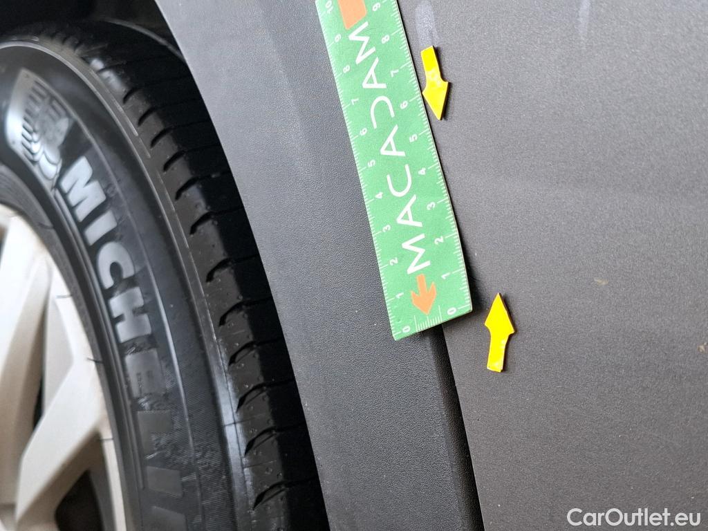  Peugeot  3008  Active Business 1.5 HDi 130CV BVA8 E6d #3