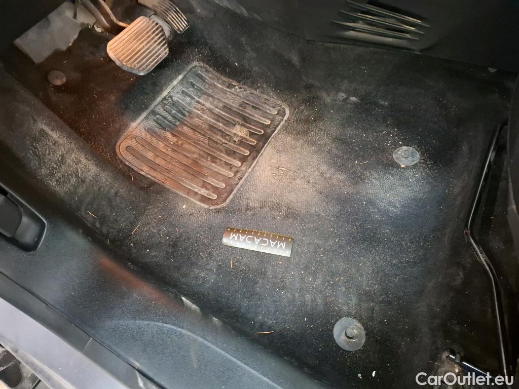  Peugeot  2008  Allure 1.2 PureTech 110CV BVA6 E6 #24