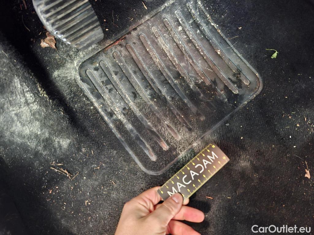  Peugeot  208  Signature 1.2 PureTech 80CV BVM5 E6dT #2