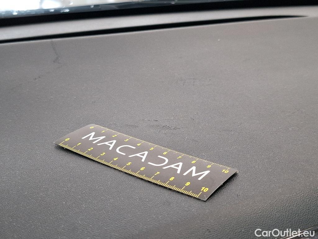  Peugeot  208  Signature 1.2 PureTech 80CV BVM5 E6dT #16