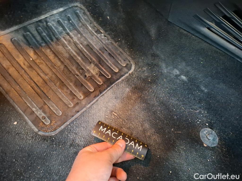  Peugeot  2008  Allure 1.2 PureTech 110CV BVA6 E6 #25