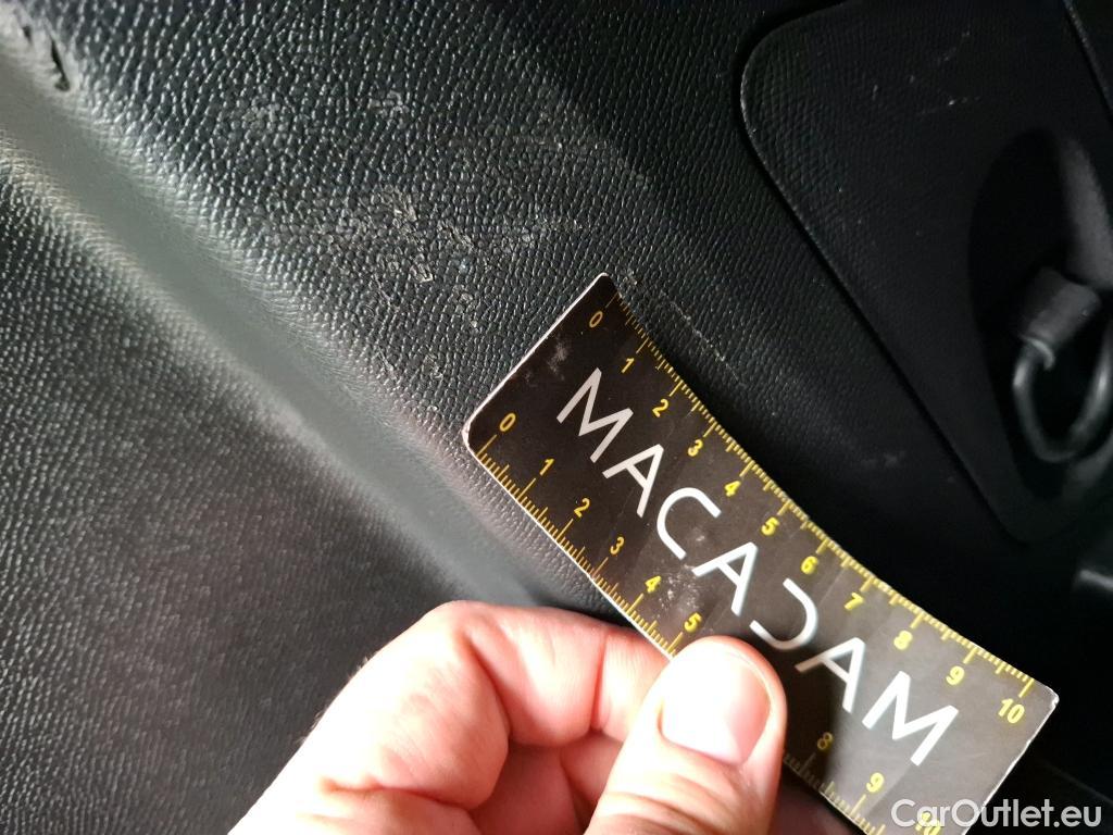  Peugeot  3008  Allure Business 1.5 HDi 130CV BVA8 E6d #14