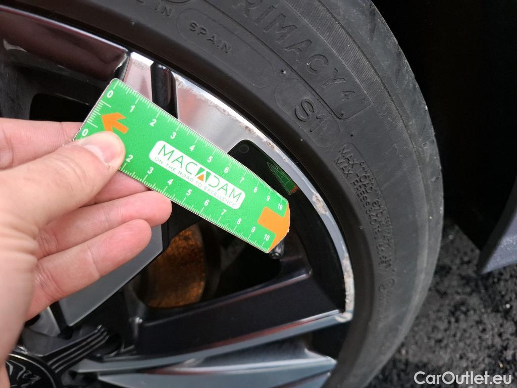  Peugeot  308  Allure 1.5 HDi 130CV BVA8 E6d #23