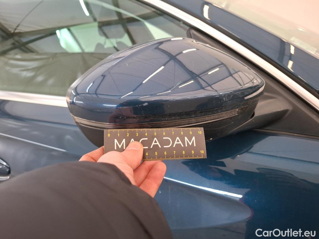  Peugeot  508 PEUGEOT  SW / 2018 / 5P / Break HYBRID 225 E-EAT8 Allure Pack #20