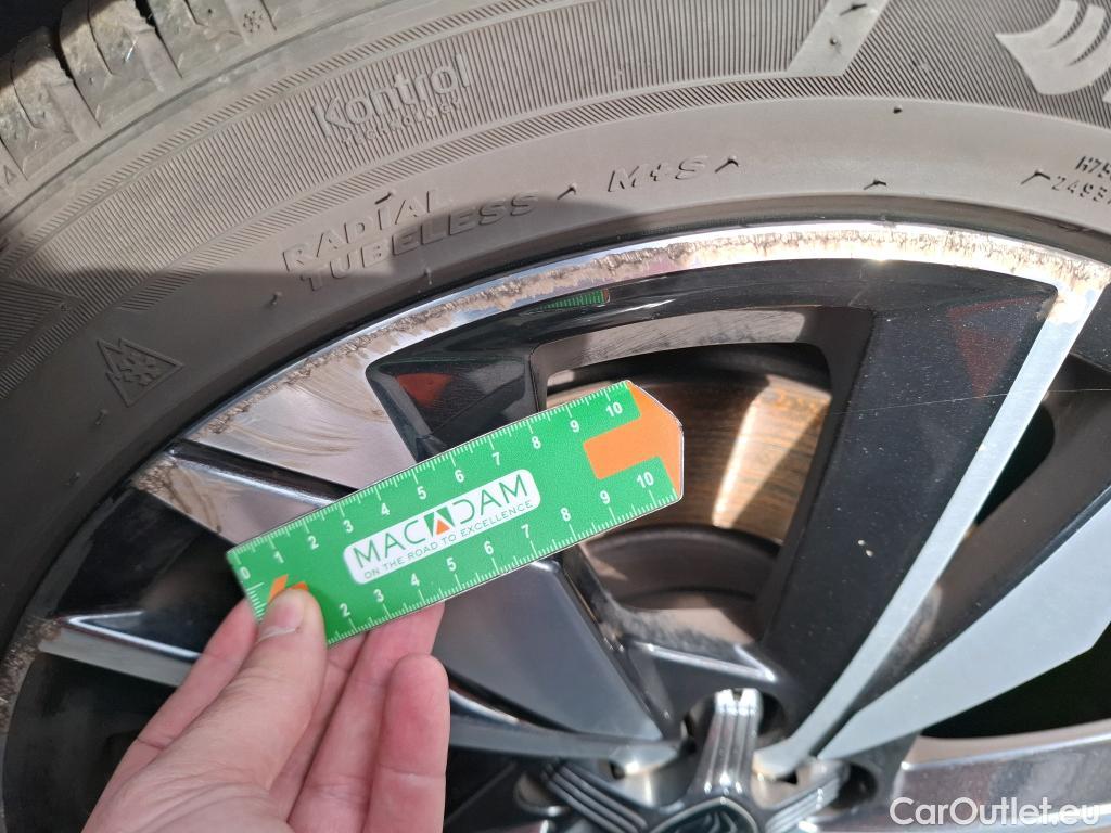  Peugeot  308  Allure 1.5 HDi 130CV BVA8 E6d #14