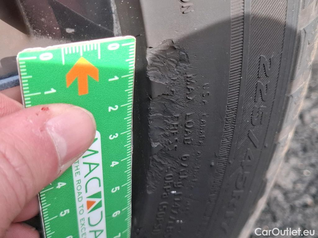  Peugeot  308  Allure 1.5 HDi 130CV BVA8 E6d #8